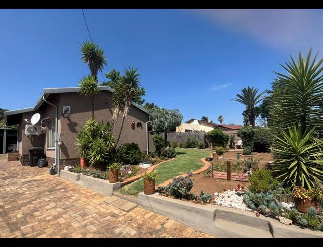 2 BEDROOM FREESTANDING FOR SALE IN ELANDSPARK